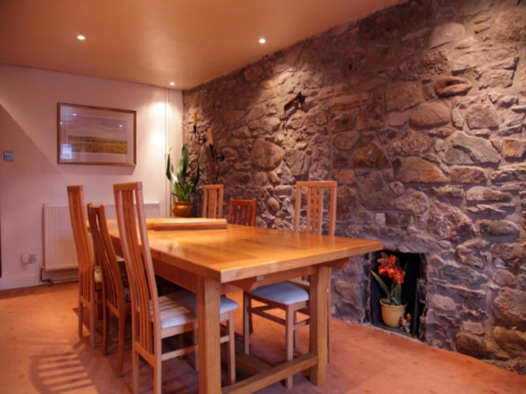 Roslin Cottage Callander Exterior photo